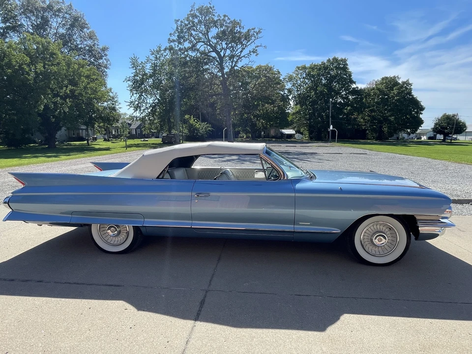 1961 Cadillac Series 62 6th Gen - Image 20 of 31