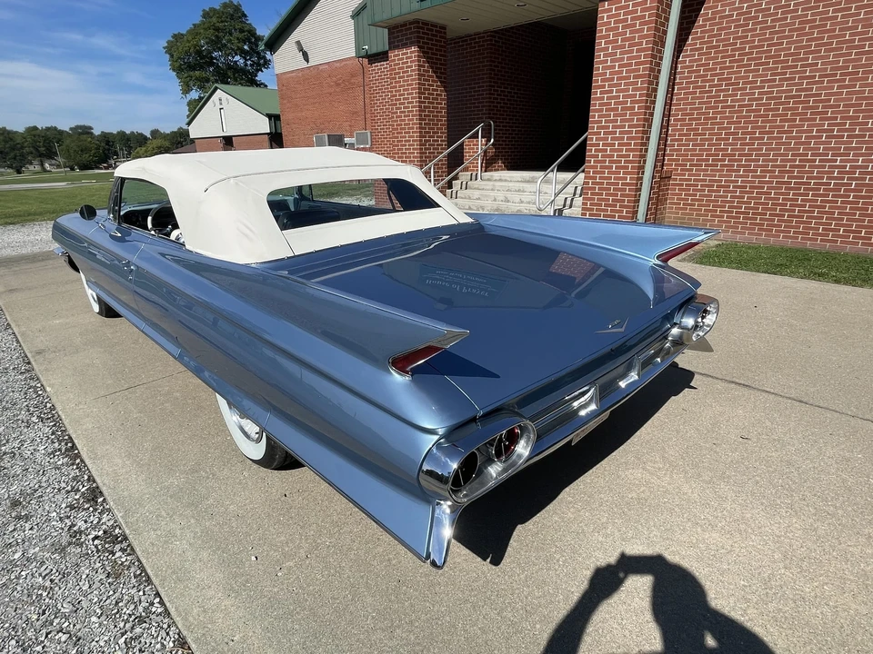 1961 Cadillac Series 62 6th Gen - Image 6 of 31