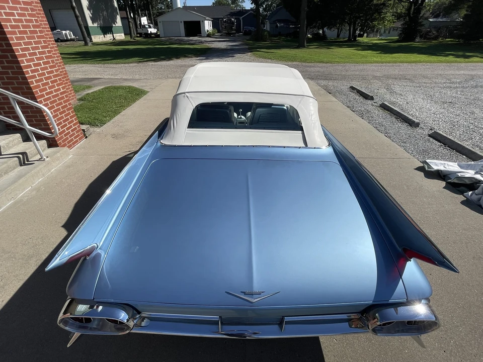 1961 Cadillac Series 62 6th Gen - Image 9 of 31