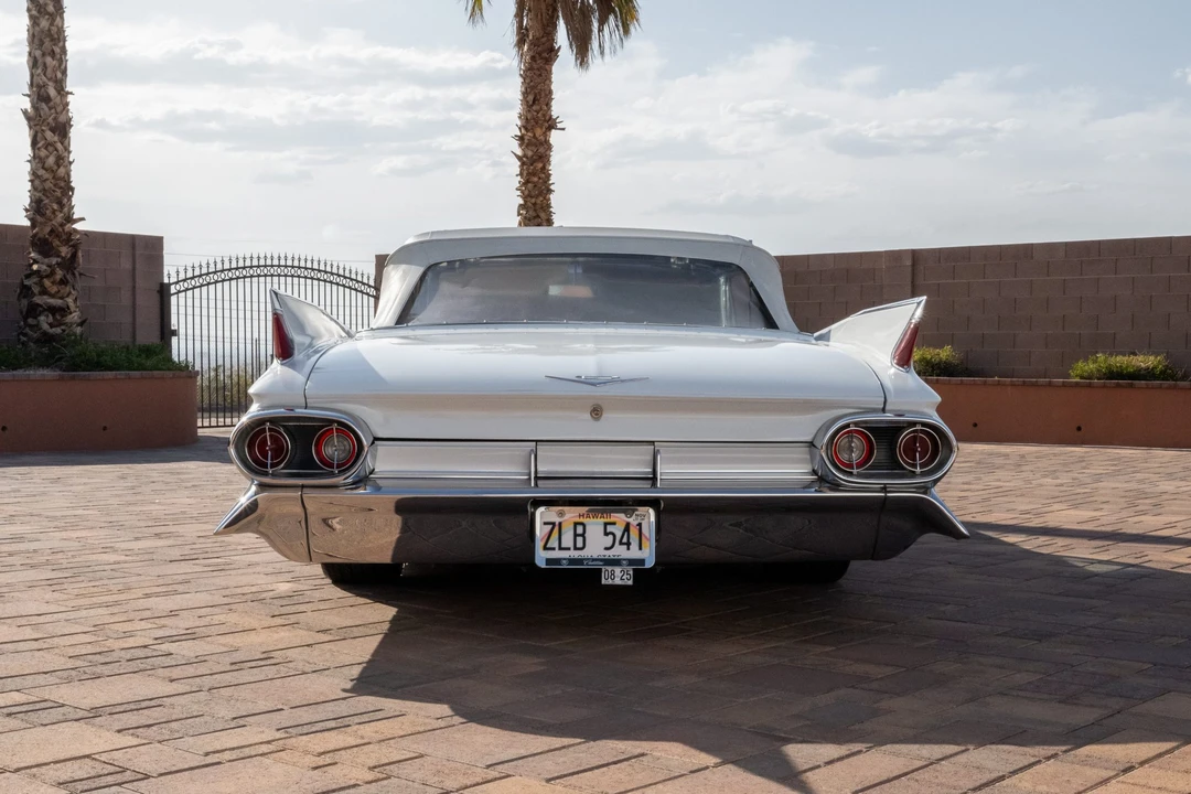 1961 Cadillac Series 62 6th Gen - Image 15 of 31
