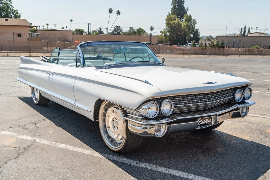 1961 Cadillac Series 62 6th Gen - Image 9 of 31