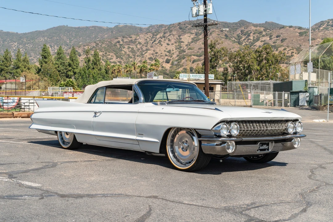 1961 Cadillac Series 62 6th Gen - Image 12 of 31