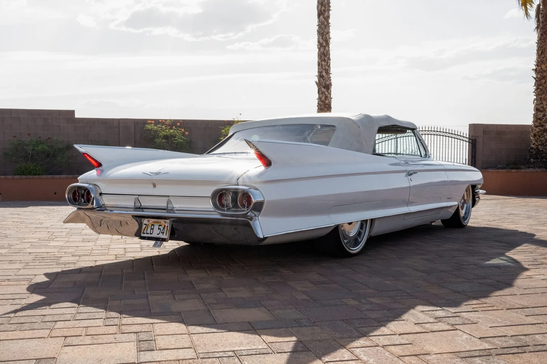 1961 Cadillac Series 62 6th Gen - Image 14 of 31