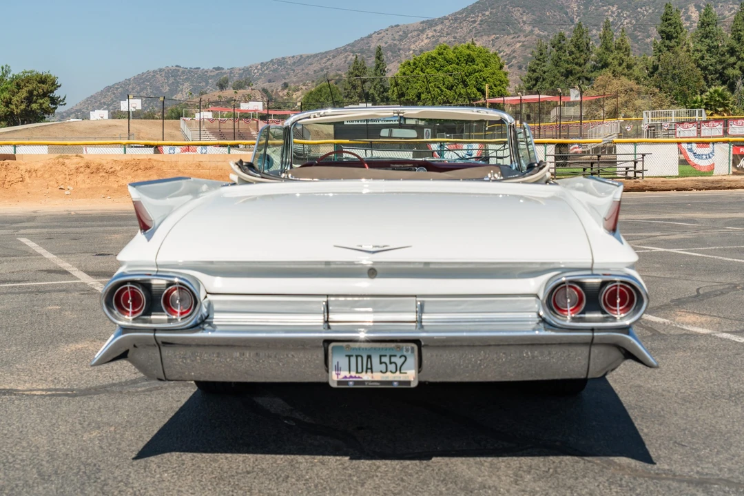 1961 Cadillac Series 62 6th Gen - Image 19 of 31