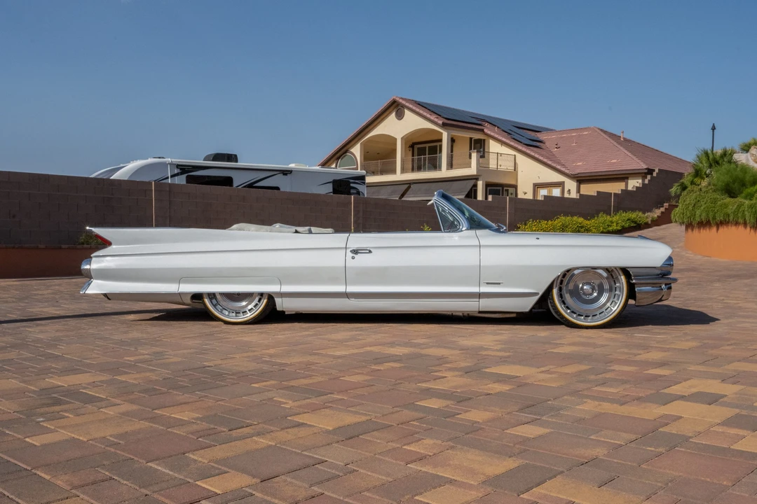1961 Cadillac Series 62 6th Gen - Image 5 of 31