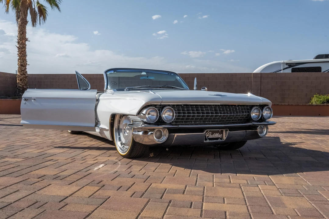 1961 Cadillac Series 62 6th Gen - Image 18 of 31
