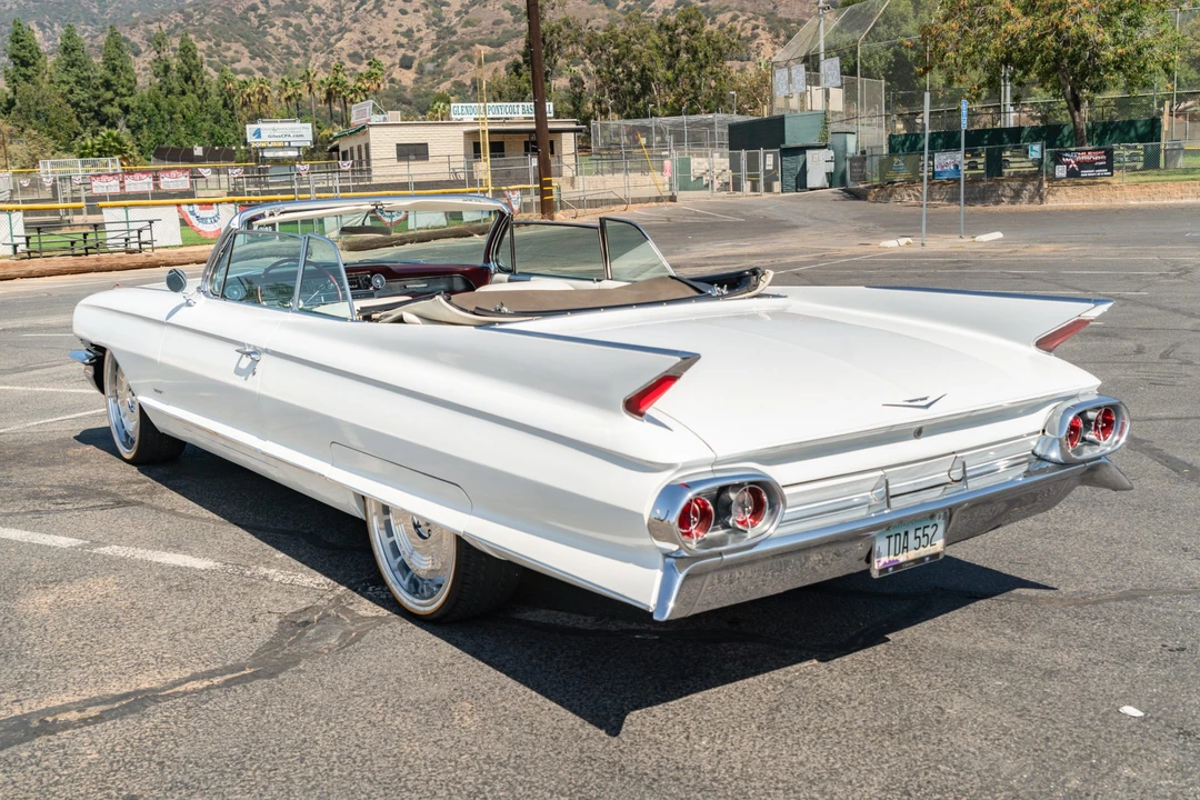 1961 Cadillac Series 62 6th Gen - Image 20 of 31