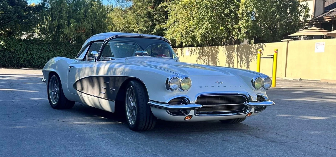 1961 Chevrolet Corvette C1 - Image 31 of 31