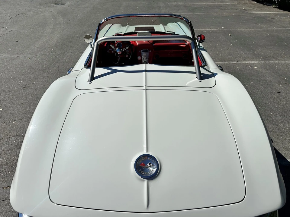 1961 Chevrolet Corvette C1 - Image 17 of 31