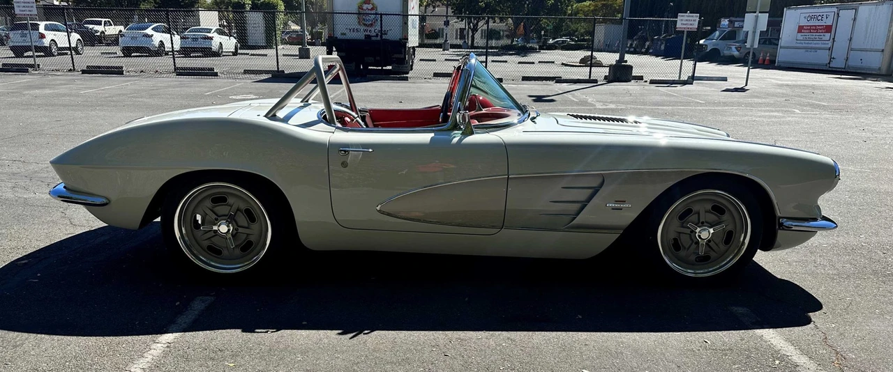 1961 Chevrolet Corvette C1 - Image 10 of 31