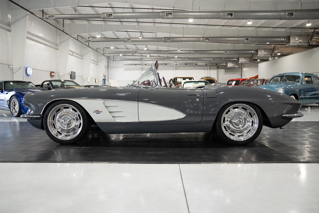1961 Chevrolet Corvette C1 - Image 3 of 31