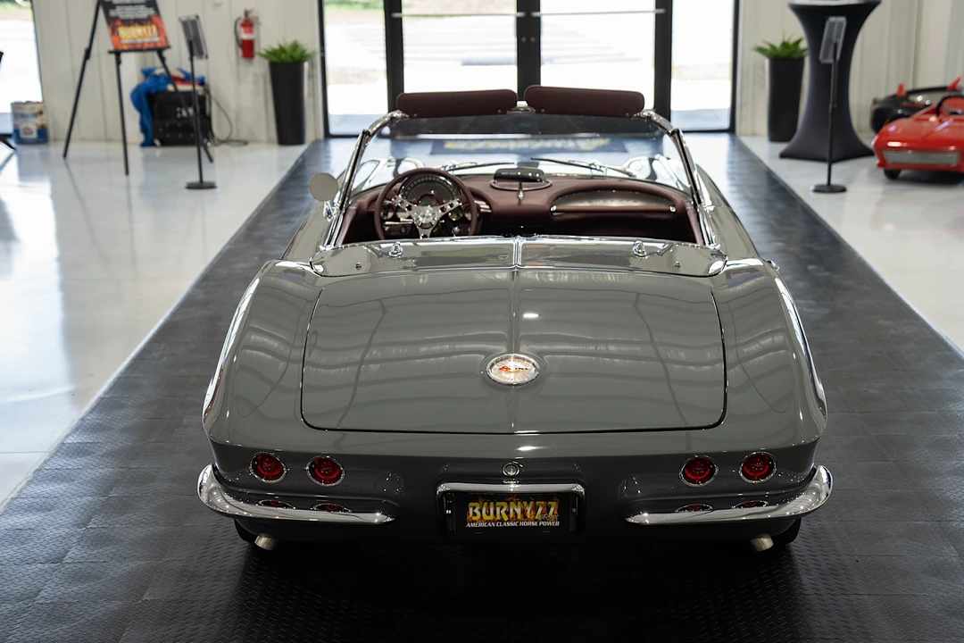 1961 Chevrolet Corvette C1 - Image 14 of 31