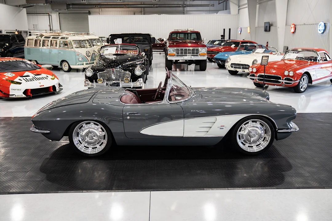 1961 Chevrolet Corvette C1 - Image 18 of 31