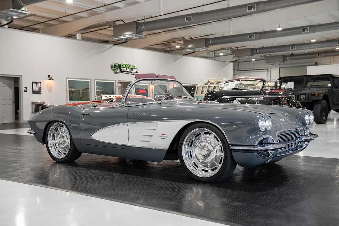 1961 Chevrolet Corvette C1 - Image 2 of 31