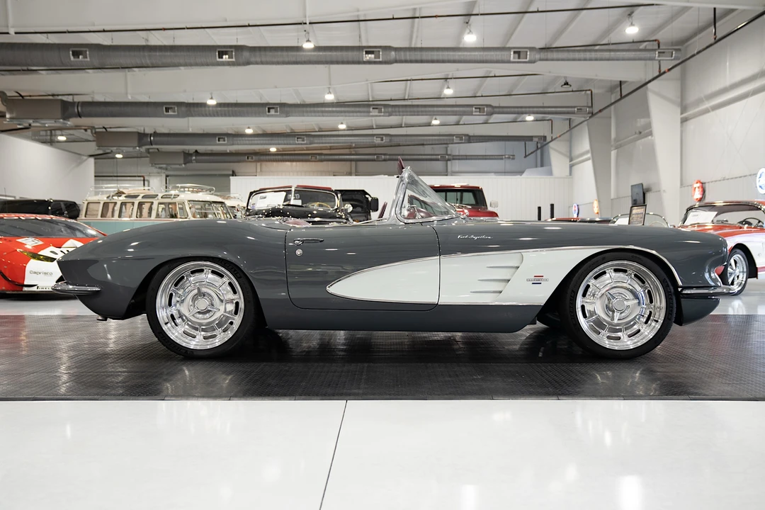 1961 Chevrolet Corvette C1 - Image 4 of 31