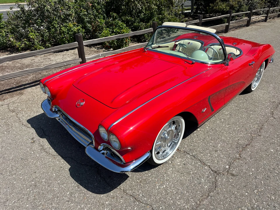 1962 Chevrolet Corvette C1 - Image 3 of 31