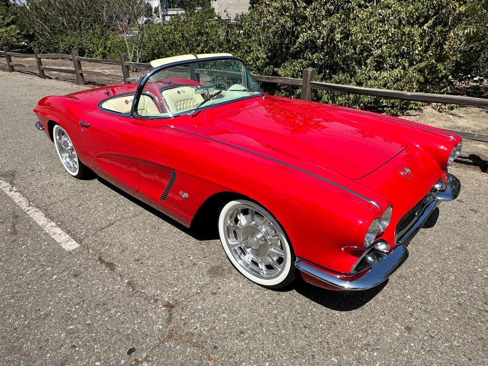 1962 Chevrolet Corvette C1 - Image 12 of 31