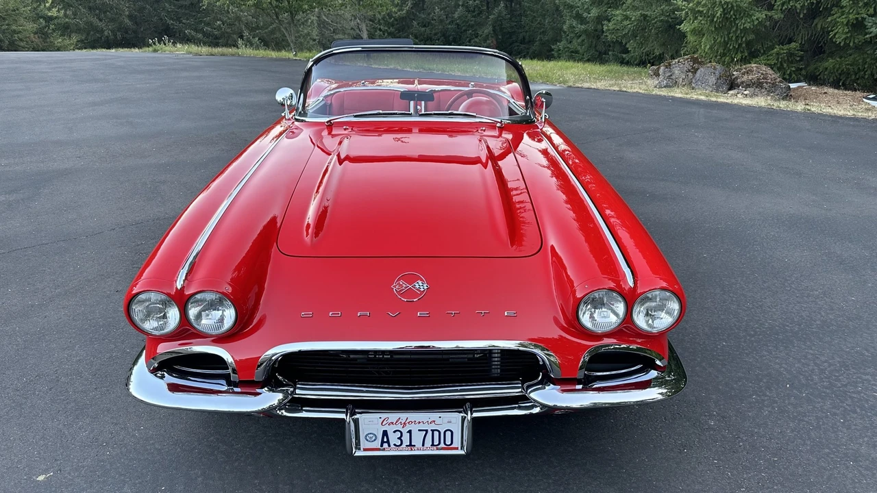 1962 Chevrolet Corvette C1 - Image 9 of 31