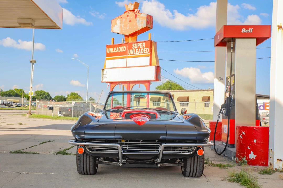 1963 Chevrolet Corvette C2 - Image 3 of 31