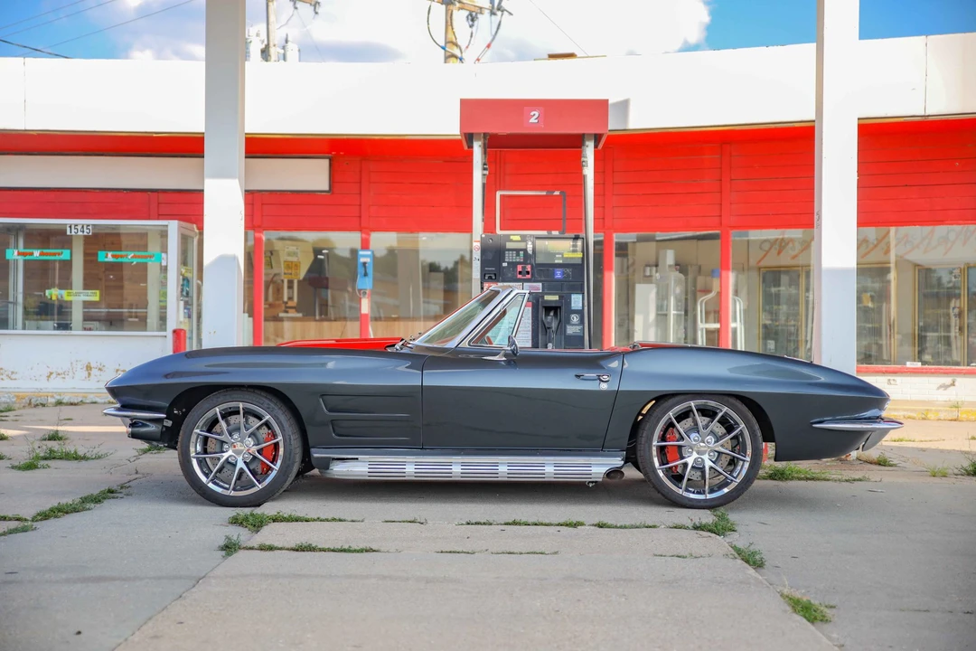 1963 Chevrolet Corvette C2 - Image 9 of 31
