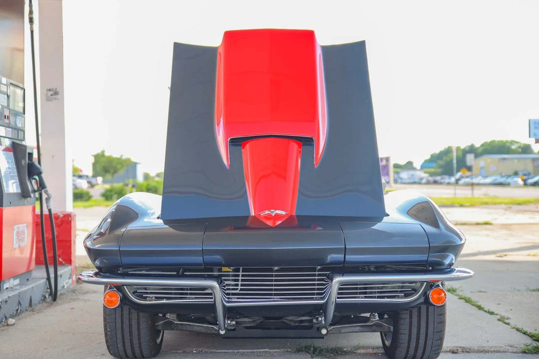 1963 Chevrolet Corvette C2 - Image 13 of 31