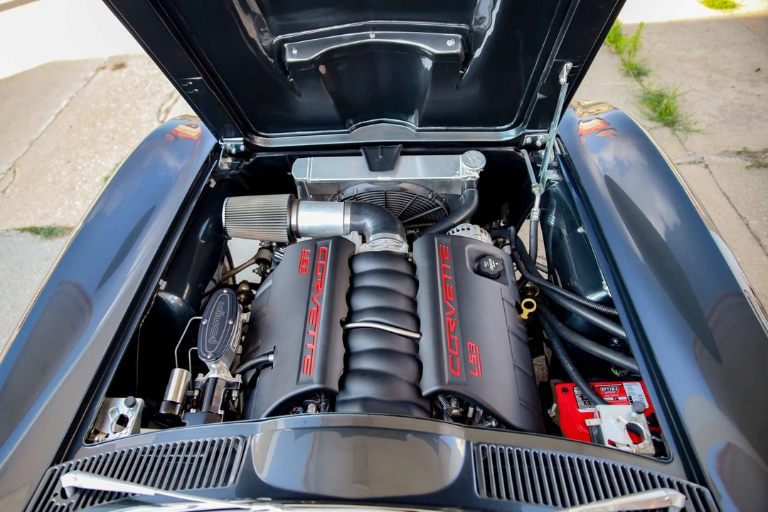 1963 Chevrolet Corvette C2 - Image 24 of 31