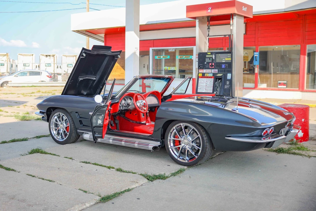 1963 Chevrolet Corvette C2 - Image 12 of 31