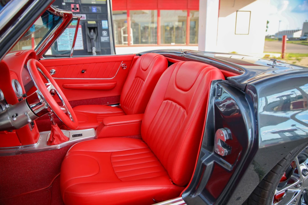 1963 Chevrolet Corvette C2 - Image 20 of 31