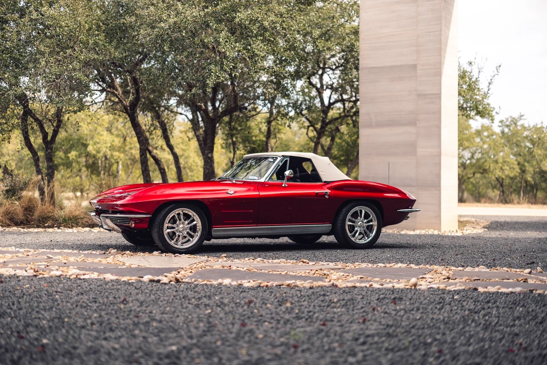 1963 Chevrolet Corvette C2 - Image 4 of 31