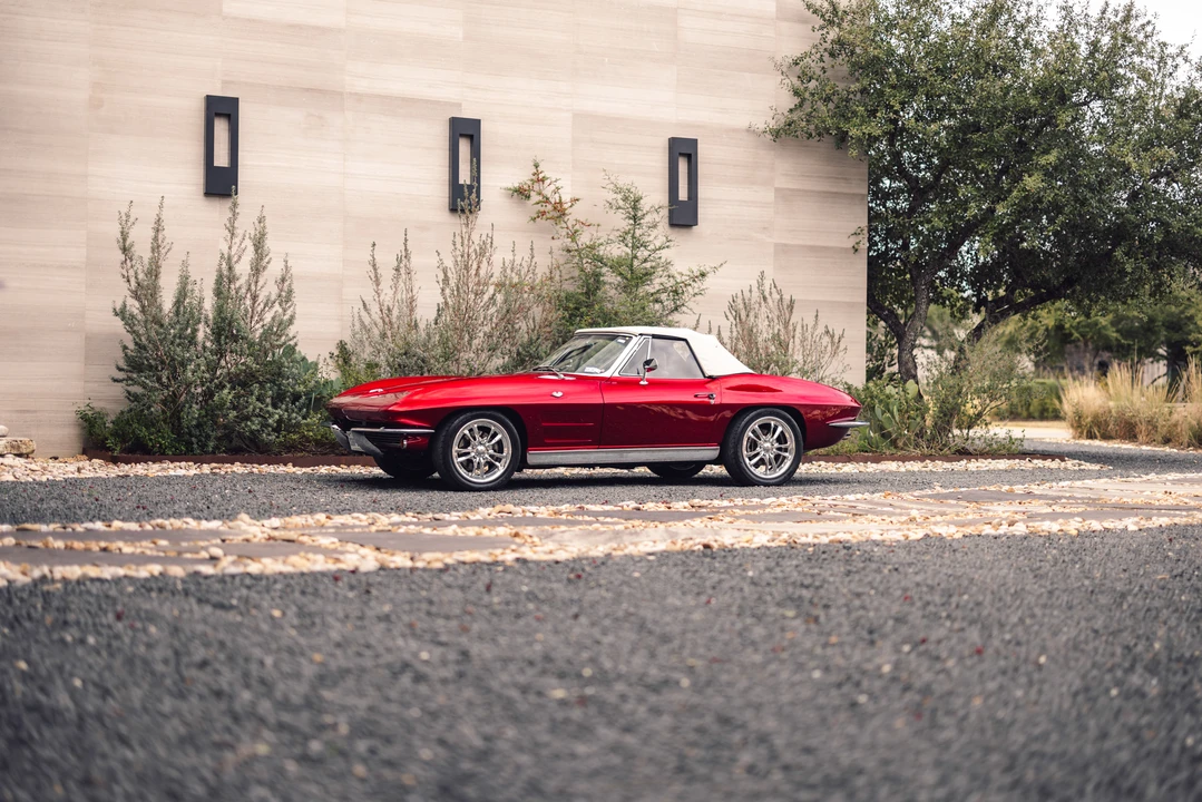 1963 Chevrolet Corvette C2 - Image 6 of 31