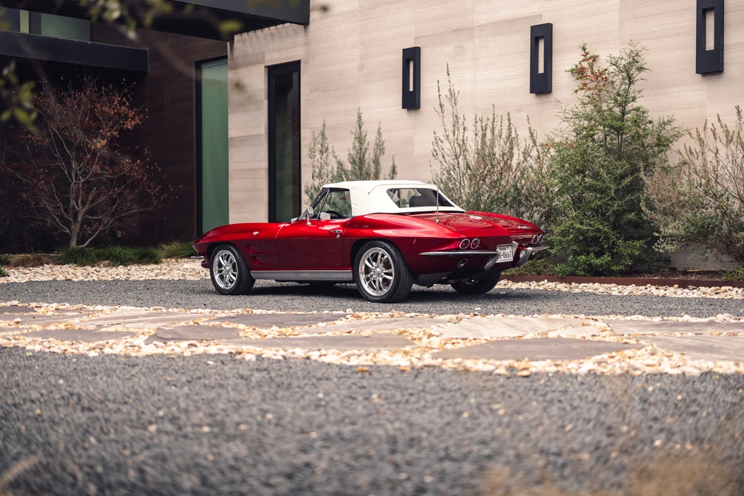1963 Chevrolet Corvette C2 - Image 10 of 31