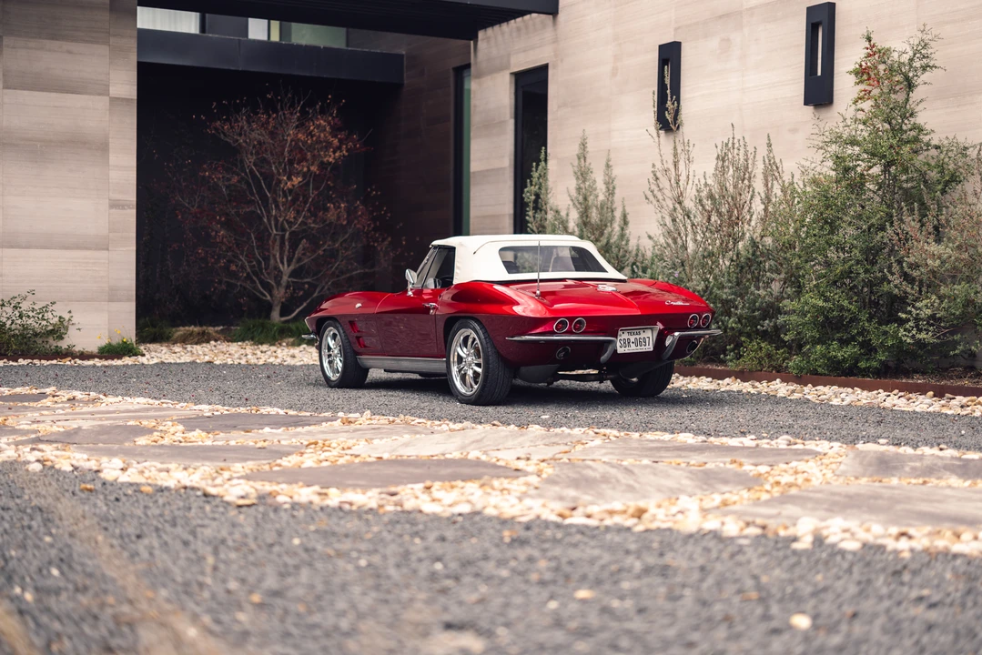 1963 Chevrolet Corvette C2 - Image 11 of 31