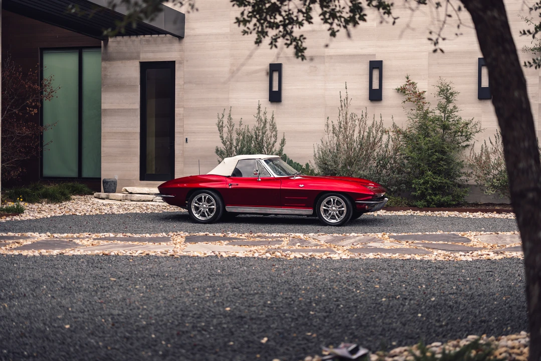 1963 Chevrolet Corvette C2 - Image 18 of 31