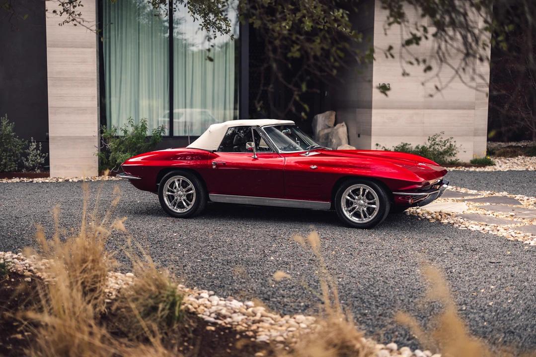 1963 Chevrolet Corvette C2 - Image 22 of 31