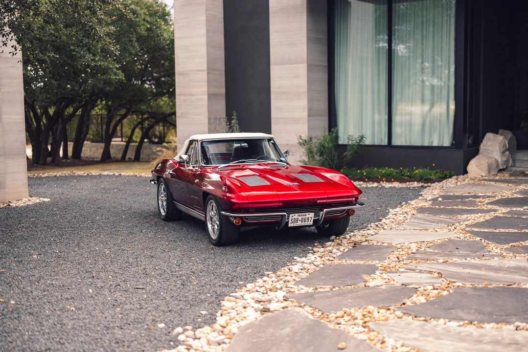 1963 Chevrolet Corvette C2 - Image 30 of 31
