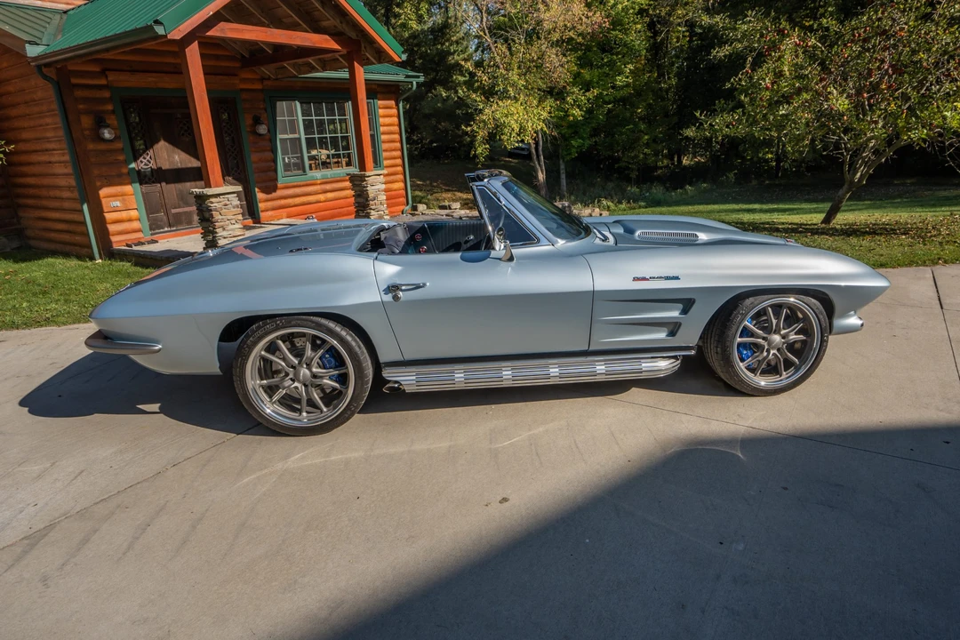 1963 Chevrolet Corvette C2 - Image 15 of 31