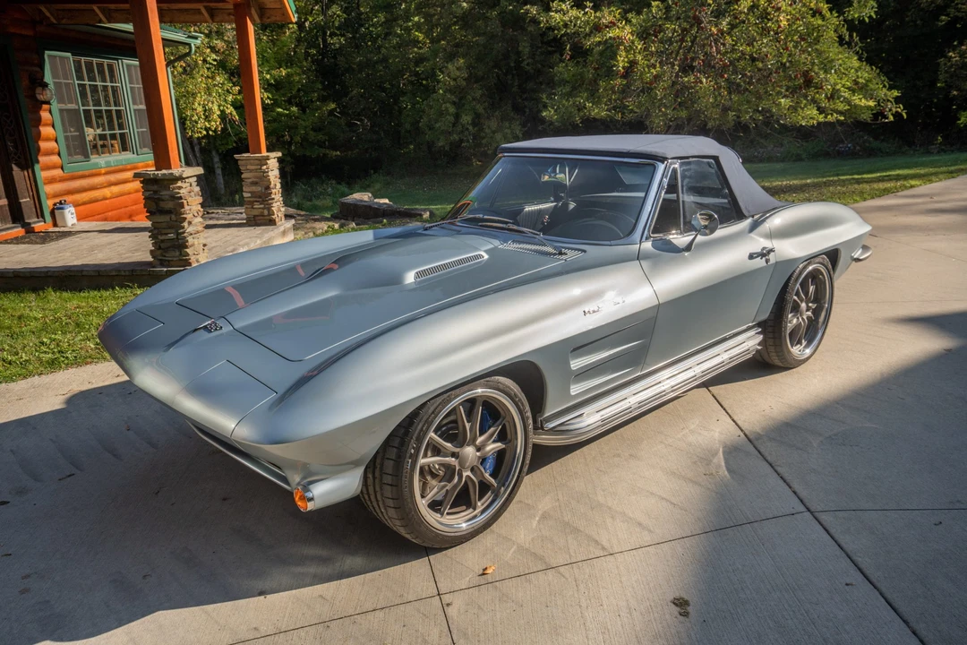 1963 Chevrolet Corvette C2 - Image 2 of 31