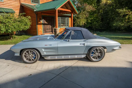 1963 Chevrolet Corvette C2 - Image 3 of 31