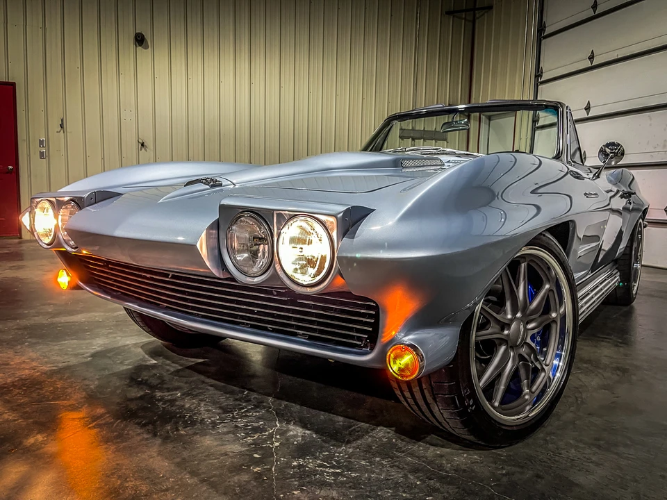 1963 Chevrolet Corvette C2 - Image 8 of 31