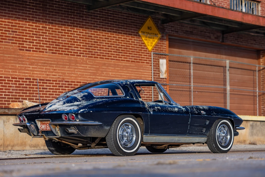1963 Chevrolet Corvette C2 - Image 22 of 31