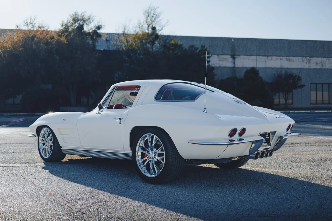 1963 Chevrolet Corvette C2 - Image 3 of 31