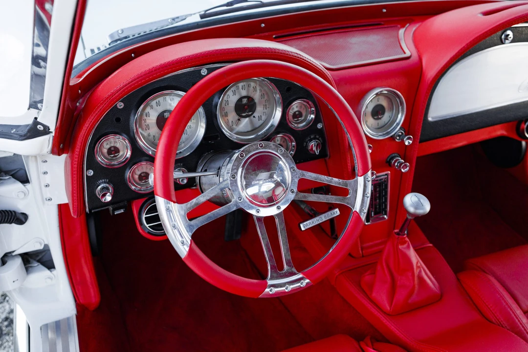 1963 Chevrolet Corvette C2 - Image 21 of 31