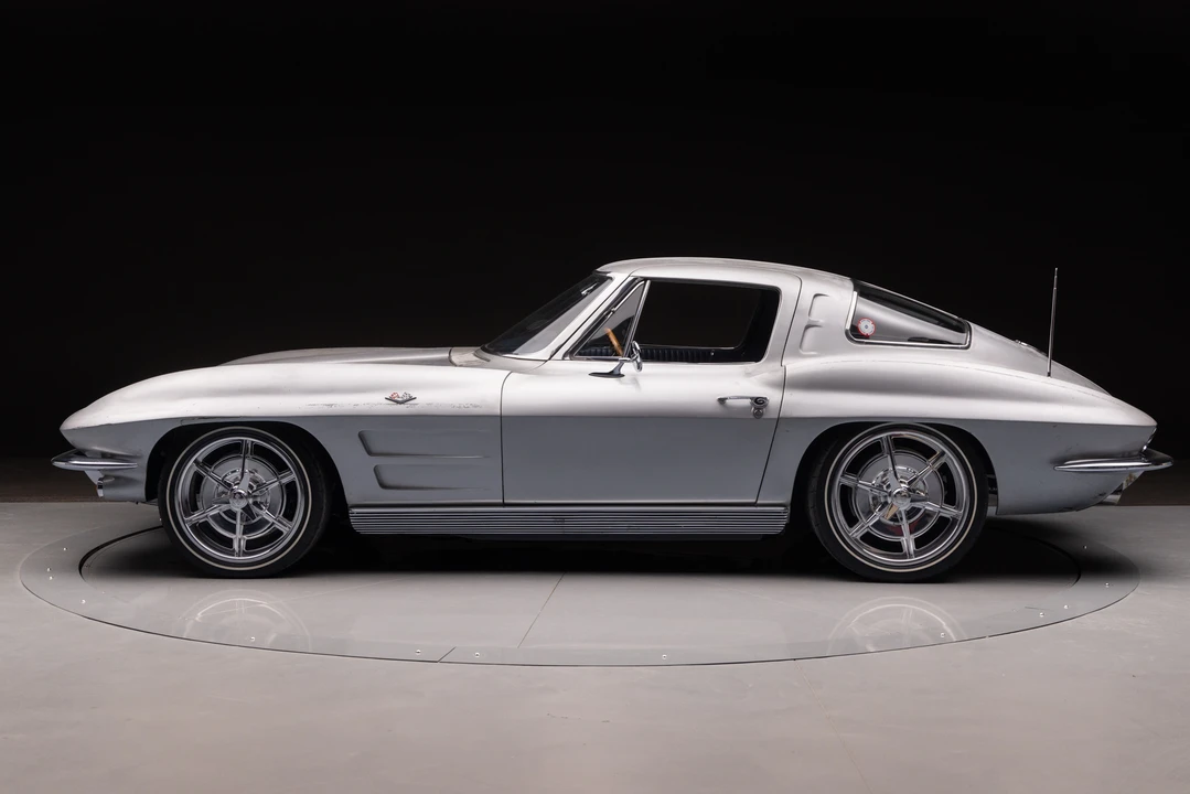 1963 Chevrolet Corvette C2 - Image 10 of 31