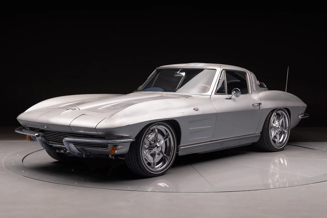 1963 Chevrolet Corvette C2 - Image 2 of 31