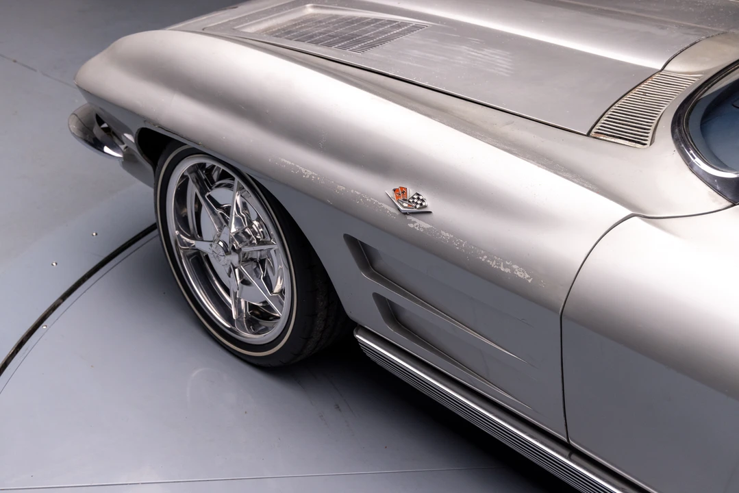 1963 Chevrolet Corvette C2 - Image 14 of 31