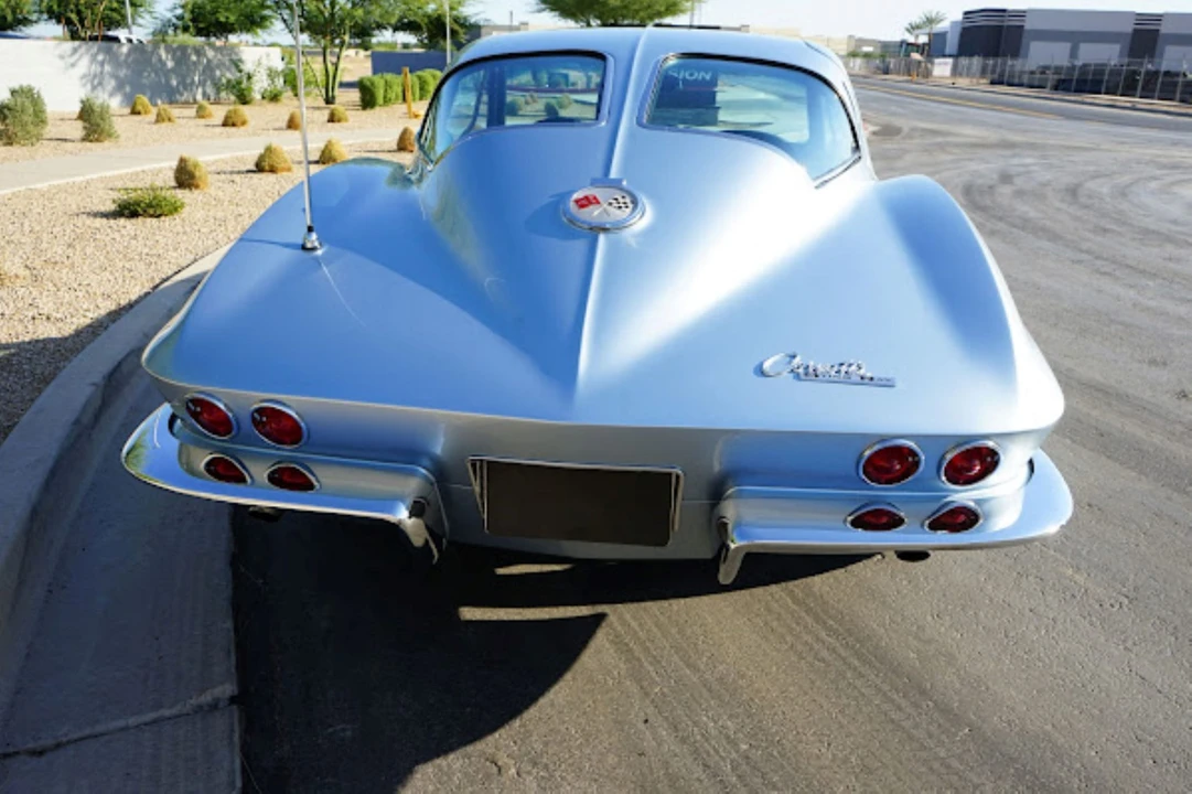 1963 Chevrolet Corvette C2 - Image 18 of 31