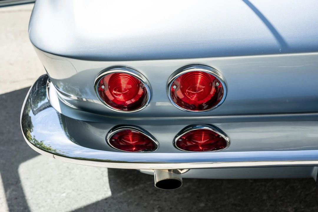 1963 Chevrolet Corvette C2 - Image 12 of 31
