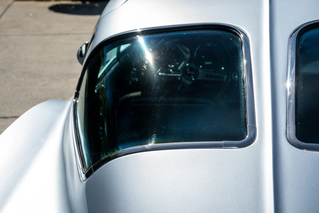 1963 Chevrolet Corvette C2 - Image 15 of 31