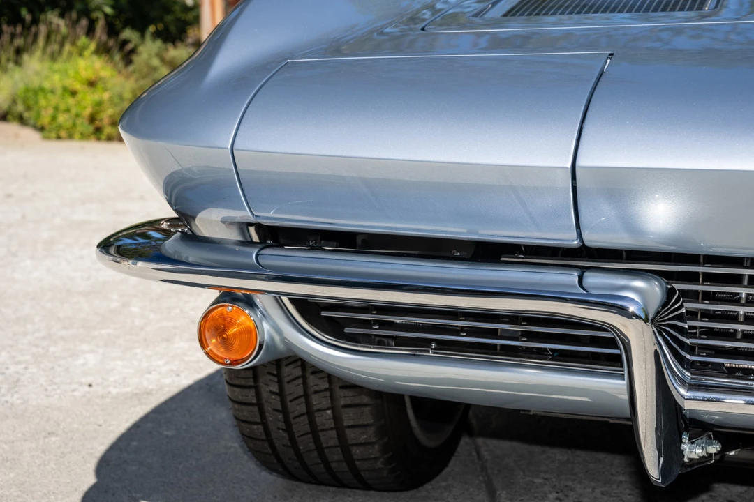 1963 Chevrolet Corvette C2 - Image 28 of 31
