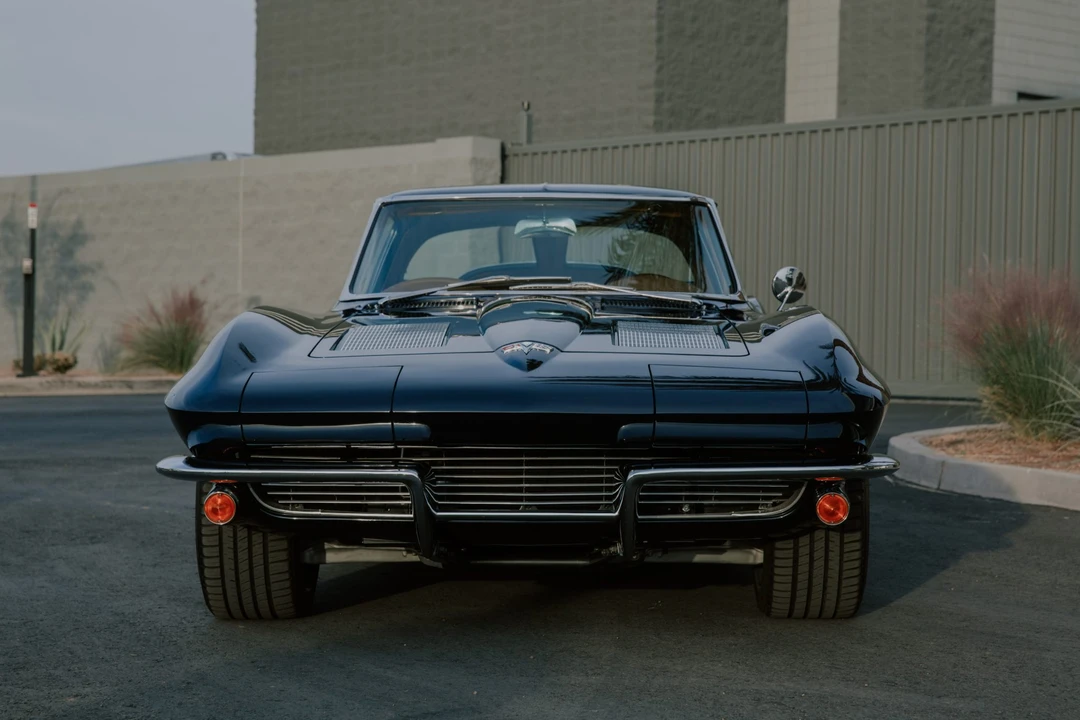 1963 Chevrolet Corvette C2 - Image 18 of 31